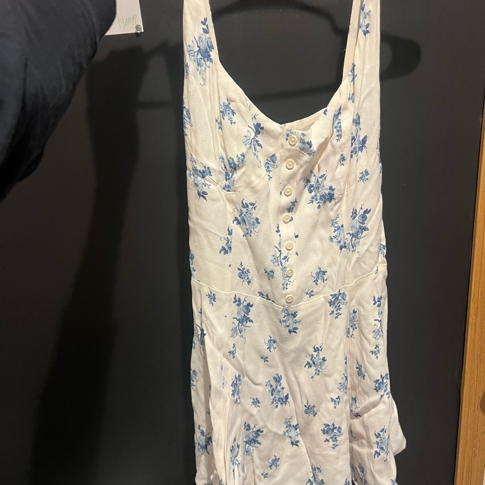 Reformation Valencio dress size 6 - Picture 8 of 8